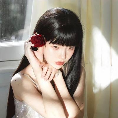 穿成极品农妇带崽囤粮惊艳全城